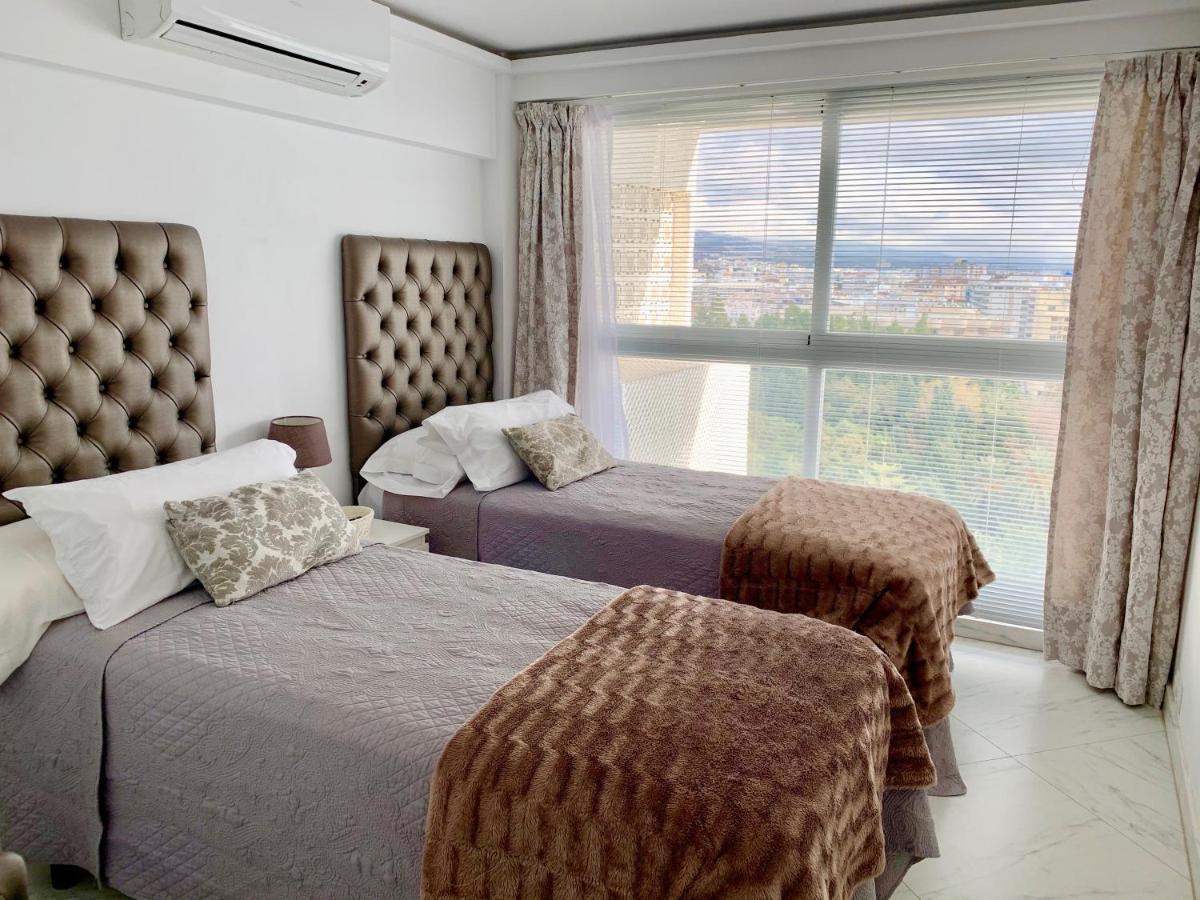 Skol 927A - Beachfront Central Luxury Penthouse 马尔韦利亚 外观 照片